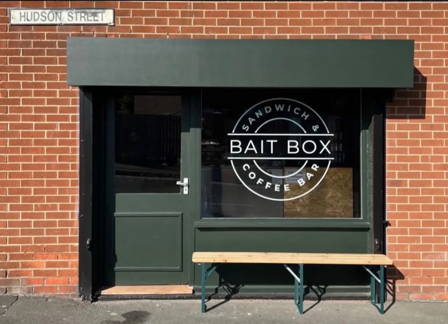 Bait Box · Photos 1